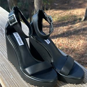 Steve Madden Wedge Heel  Platform Sandals with ankle strap.